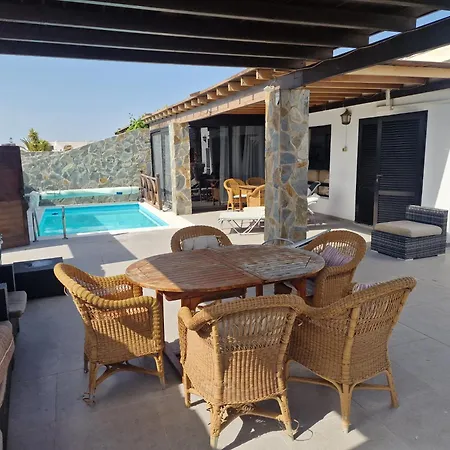 Martha Casa Principal Anexa *