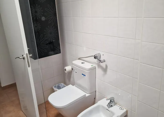 Martha Casa Principal Anexa בית נופש *